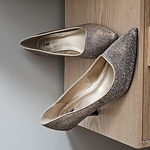 Gold & Silver Sparkle Size 9, 3" Heels